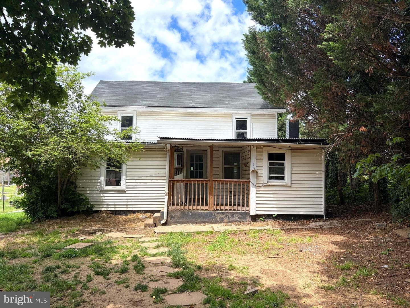 323 W Academy Street