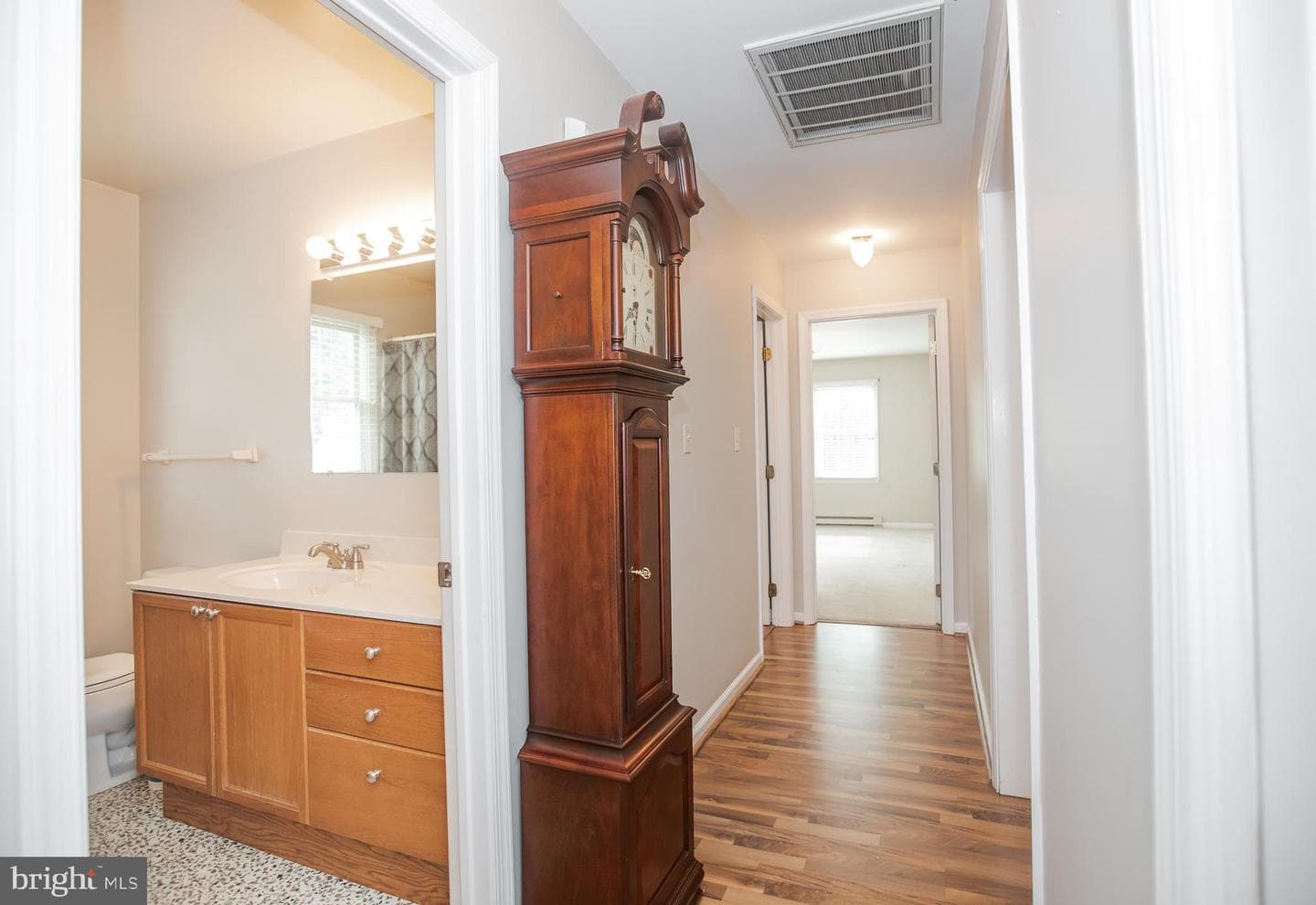 127 Westhall Drive photo 27