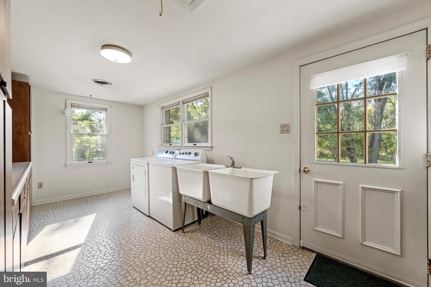 185 Shepherd Lane photo 27
