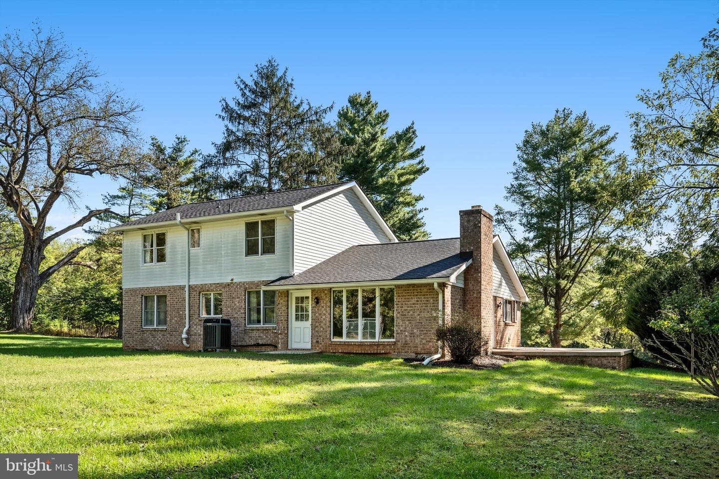 185 Shepherd Lane photo 4