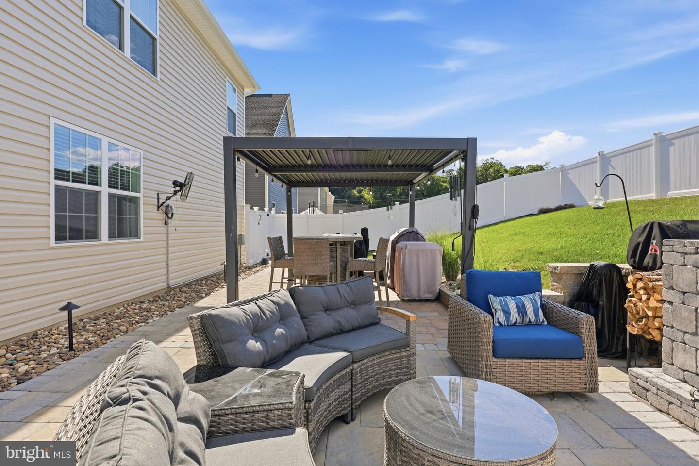 313 Atkinson Street photo 13