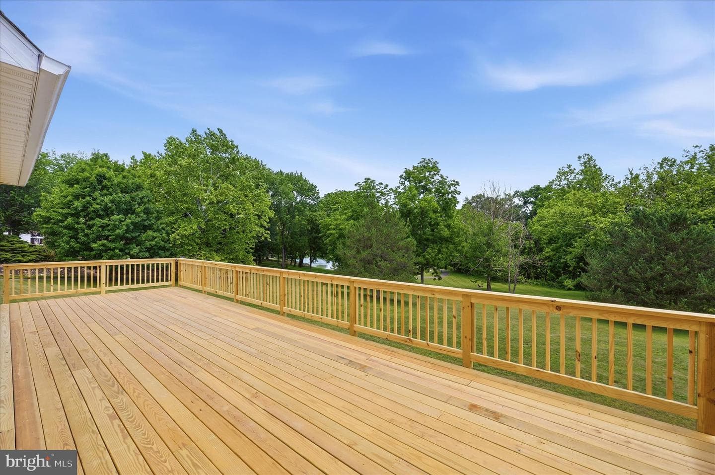 86 Eastland Drive photo 17