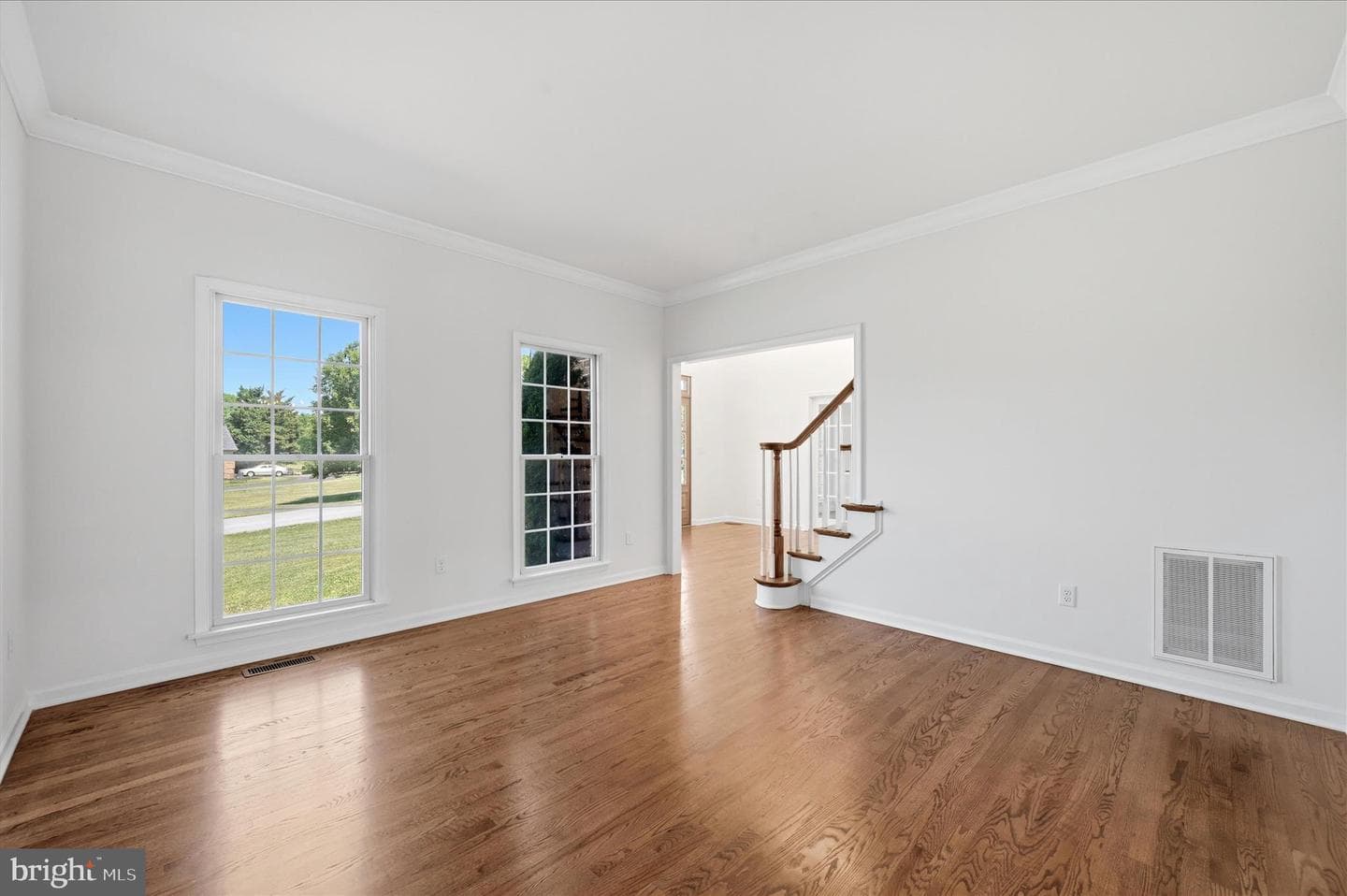 86 Eastland Drive photo 27