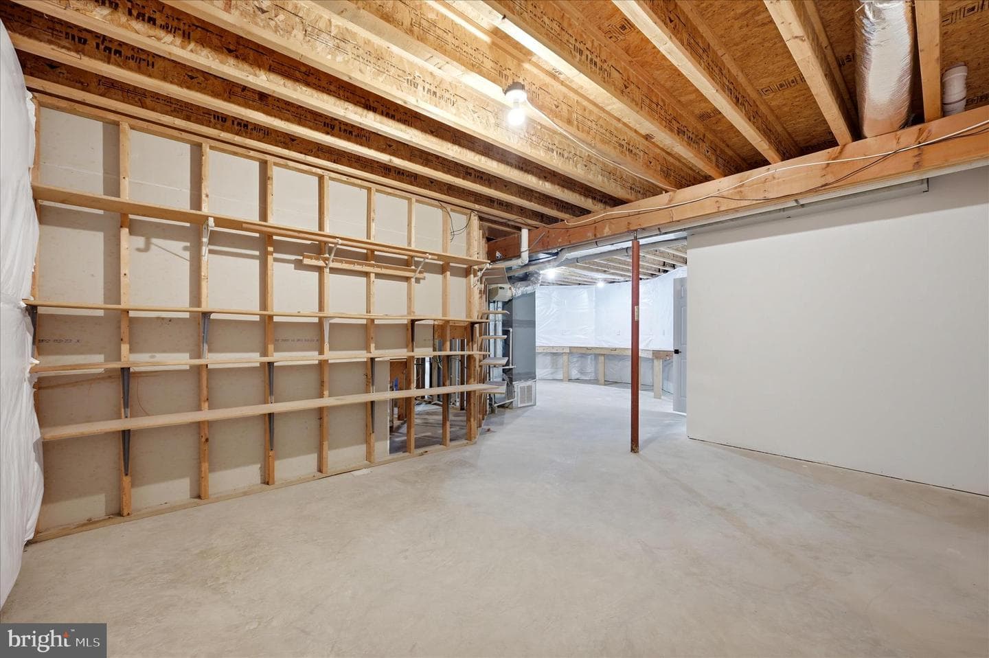 86 Eastland Drive photo 64