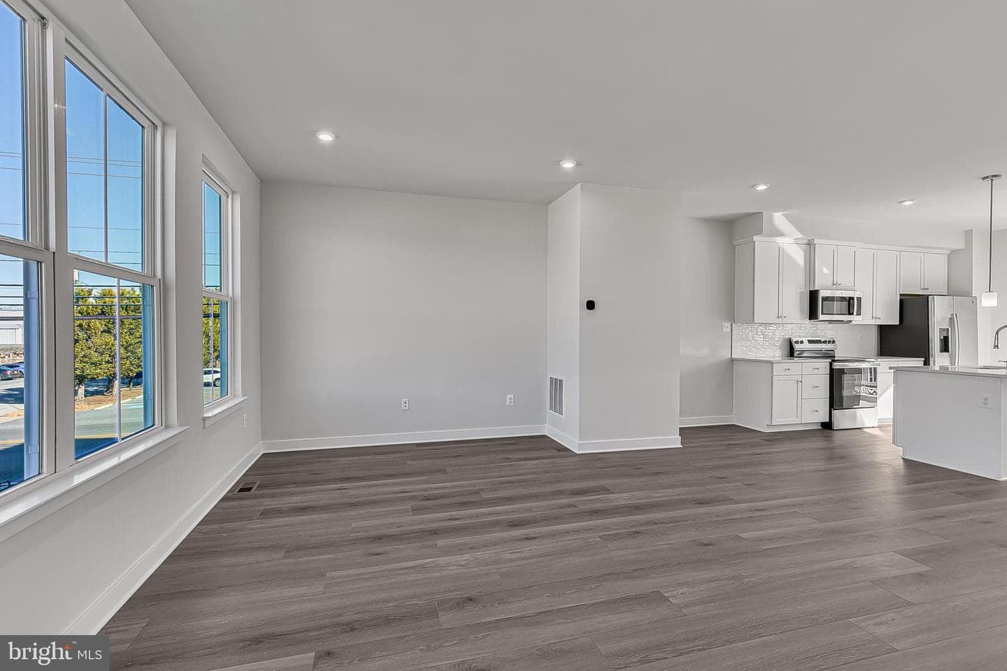 4025 Jovial Drive photo 23