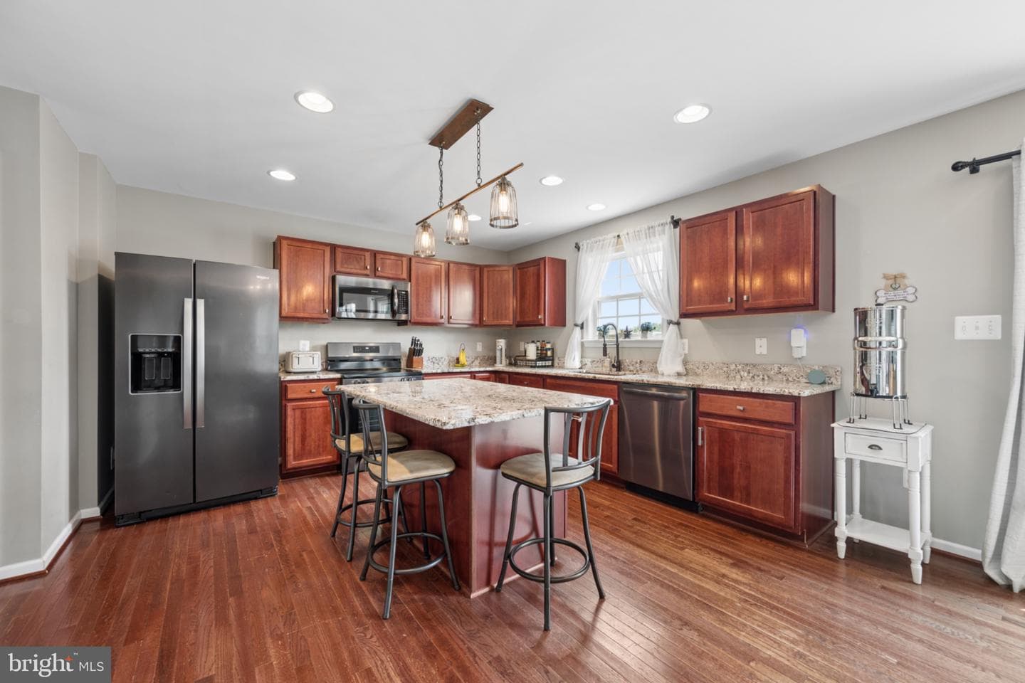 262 Hughs Road photo 17