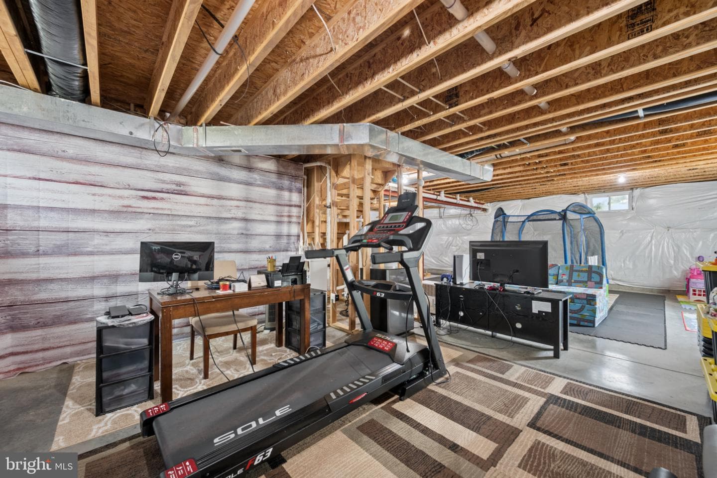 262 Hughs Road photo 54