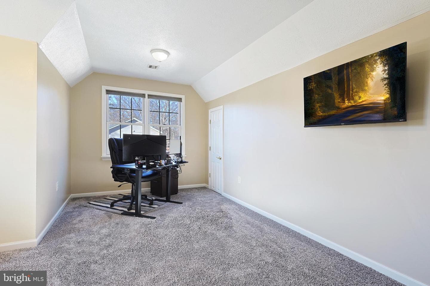 287 N Lakewood photo 47