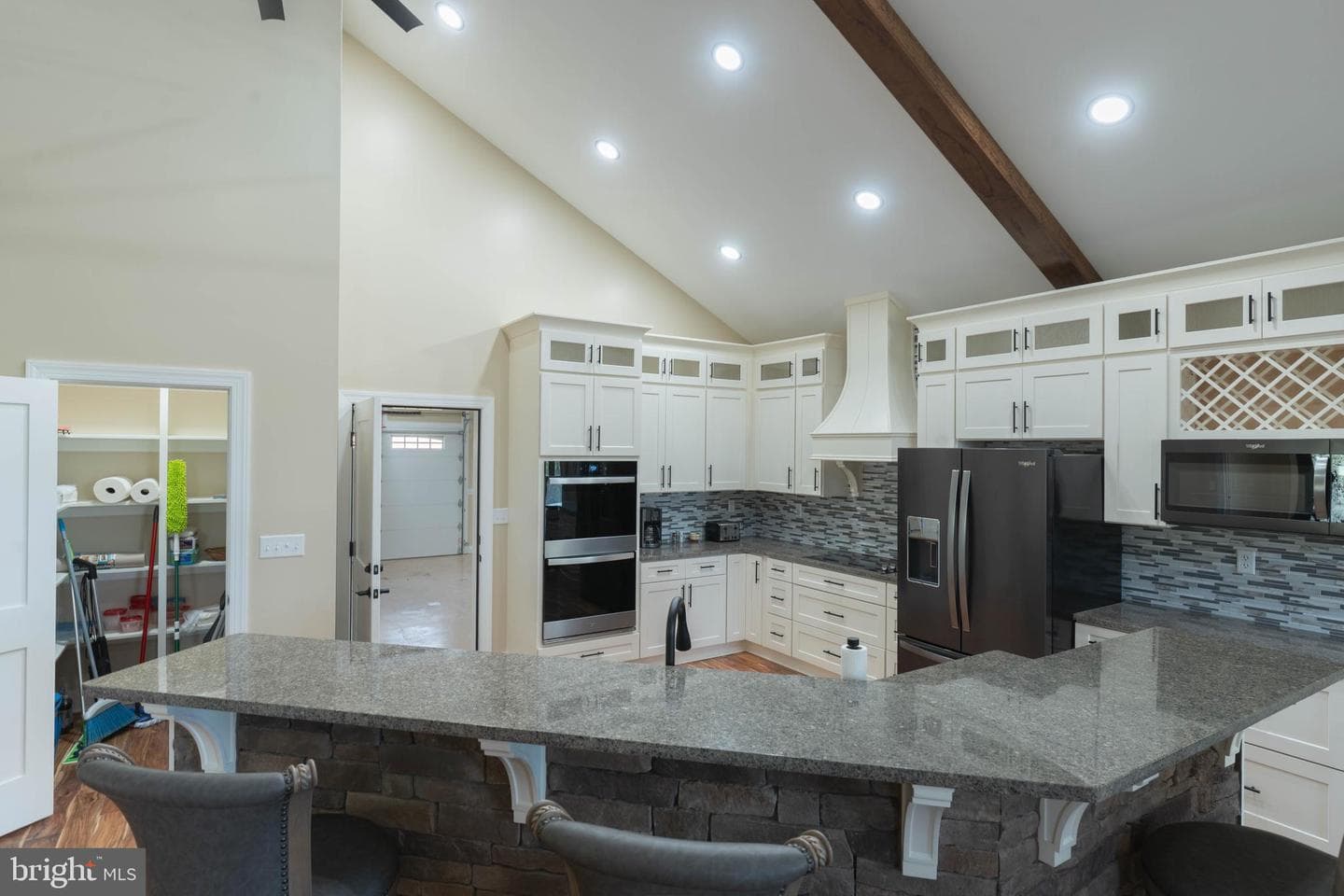 113 N Lakewood Drive photo 31