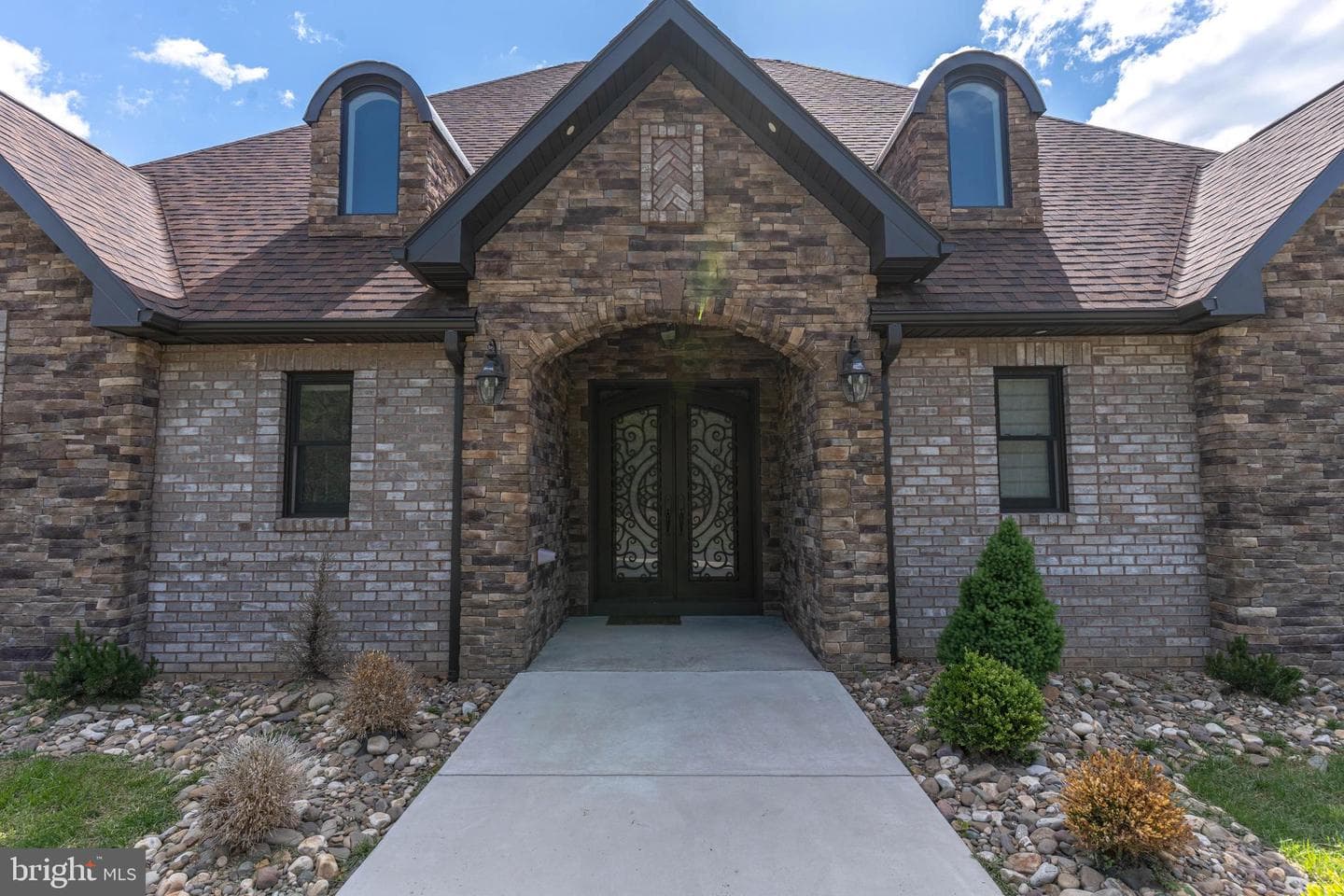 113 N Lakewood Drive photo 4