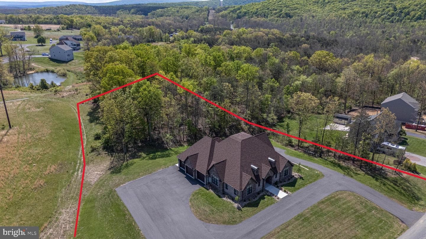 113 N Lakewood Drive photo 8
