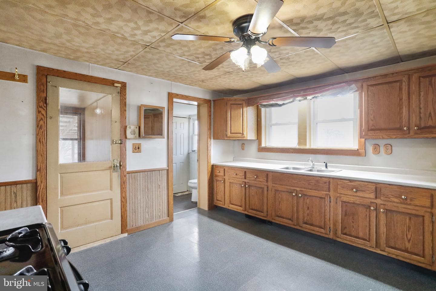 12725 Winchester Grade Road photo 3