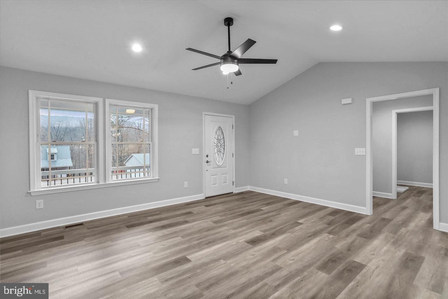 19 Mountain Laurel Drive photo 10