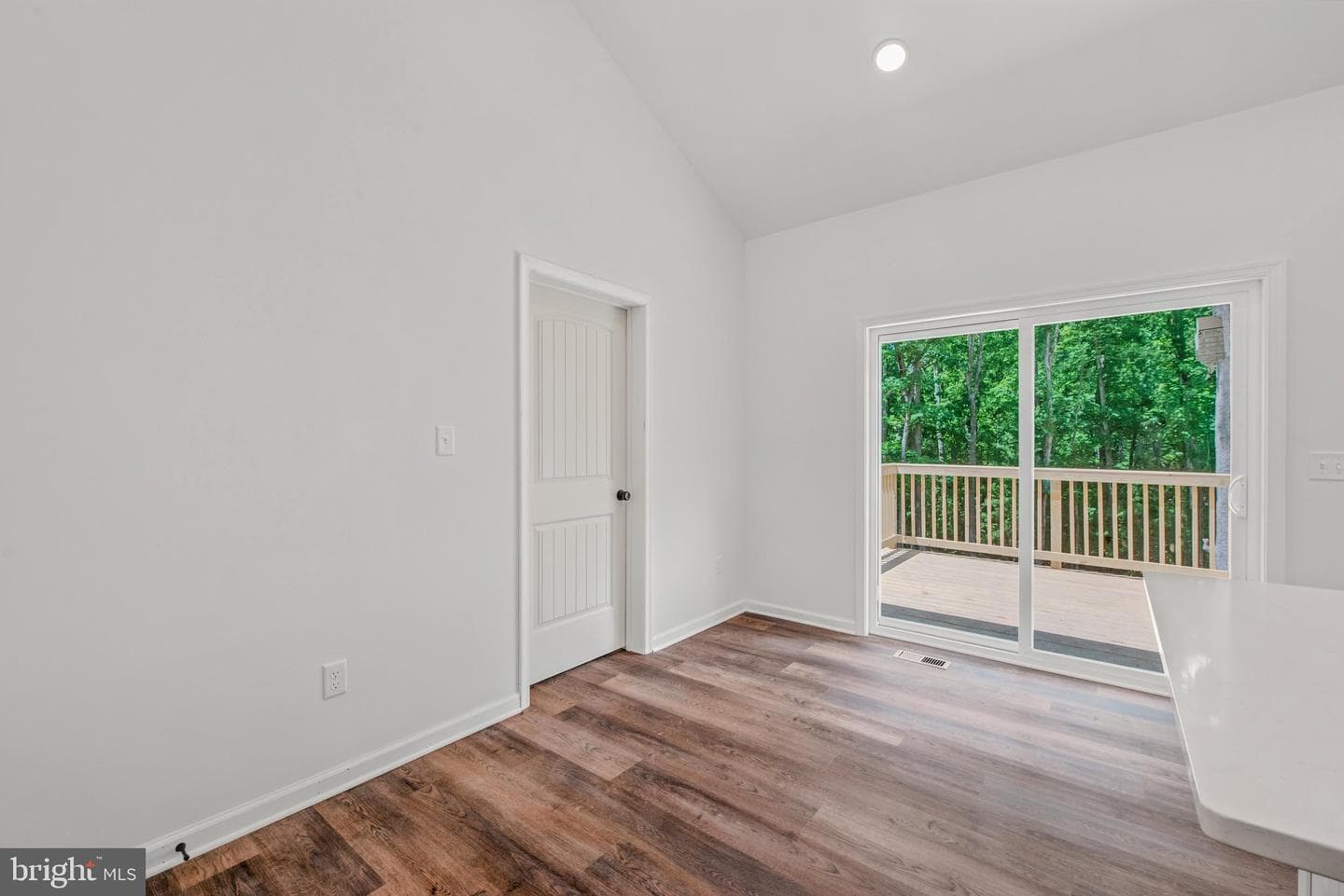 523 Oak Hill Road photo 10