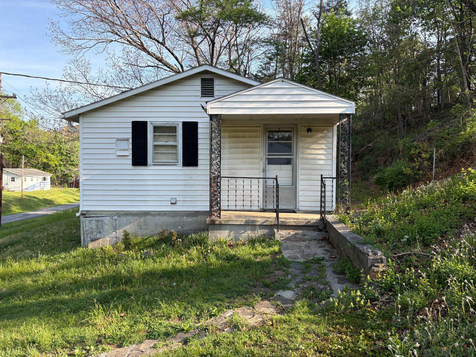 119 Radio Station Lane photo 4