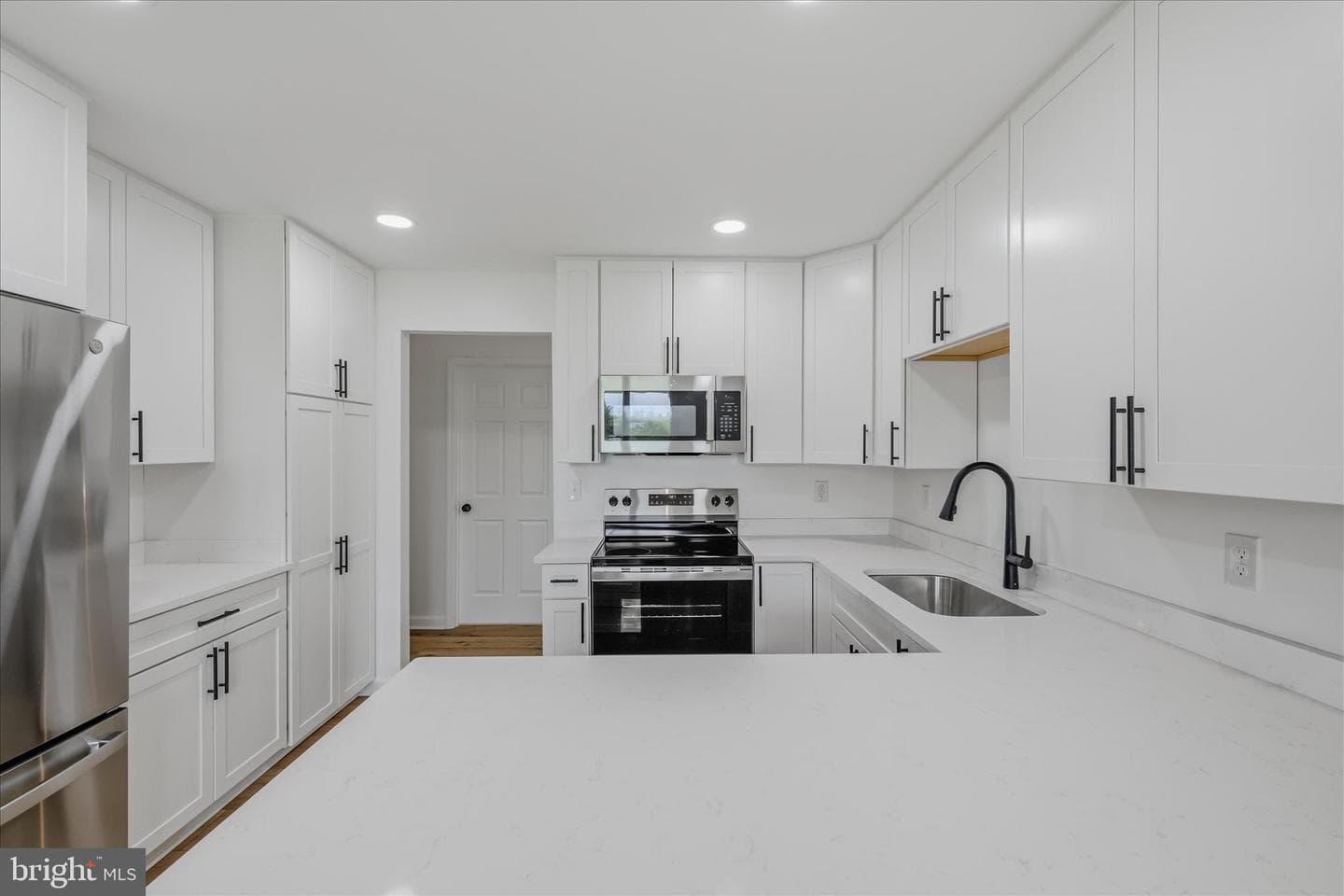 1838 Fulton Road photo 10