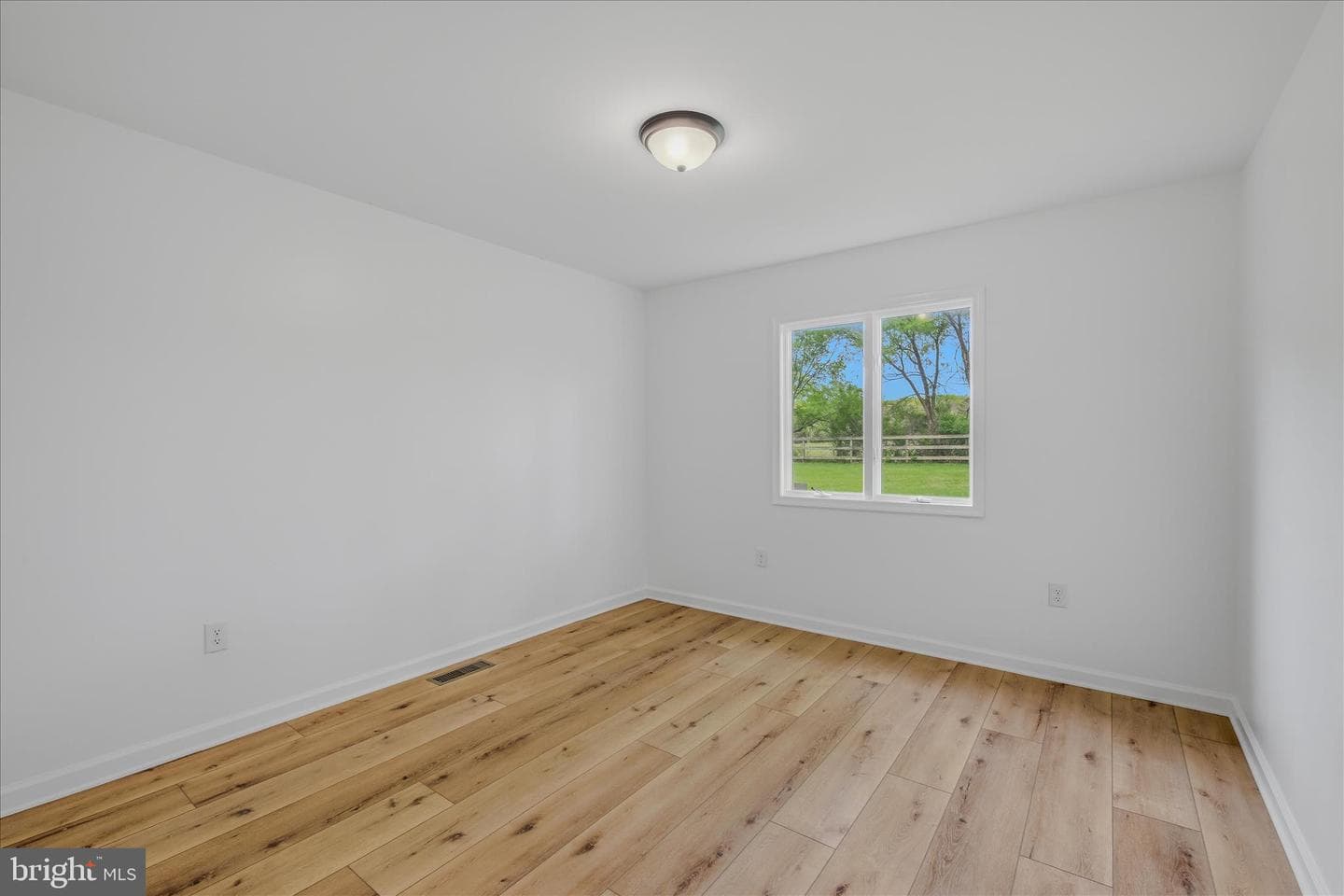 1838 Fulton Road photo 21