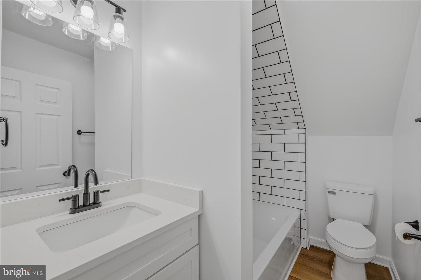 1838 Fulton Road photo 28