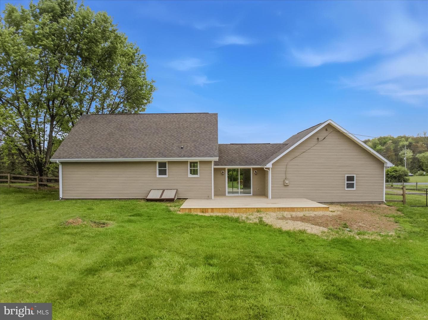 1838 Fulton Road photo 31
