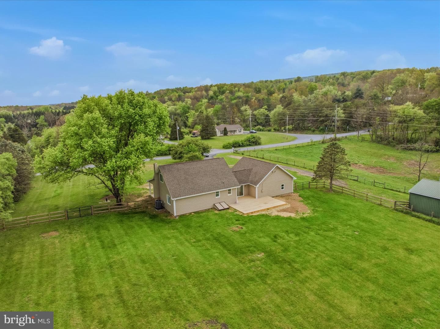 1838 Fulton Road photo 42