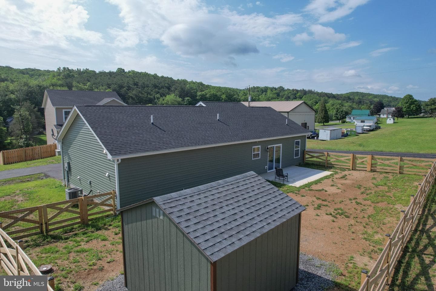 147 Greg Drive photo 14