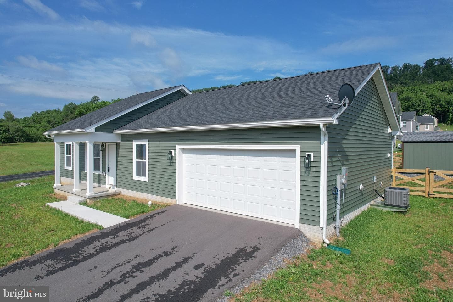 147 Greg Drive photo 20