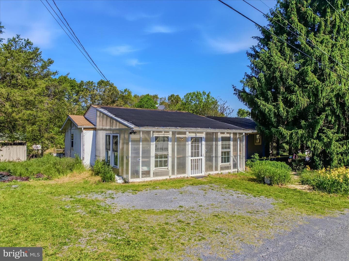 627 Apple Orchard Circle photo 2