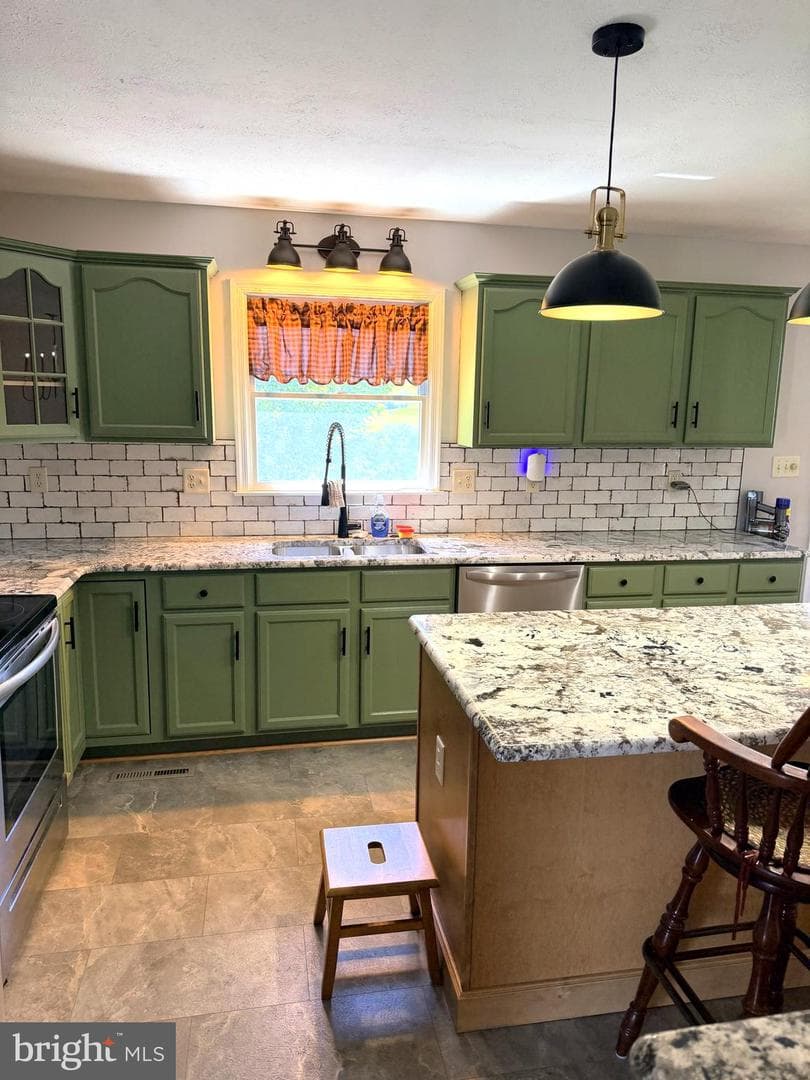 50 Teaberry Lane photo 4