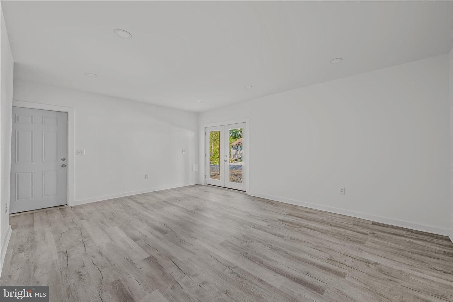 21 Hilltop Street photo 20
