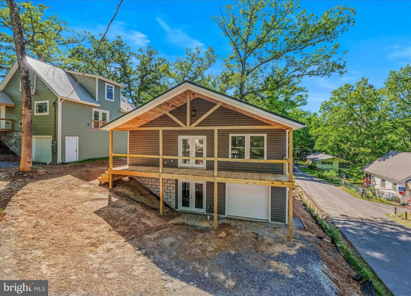 21 Hilltop Street photo 3