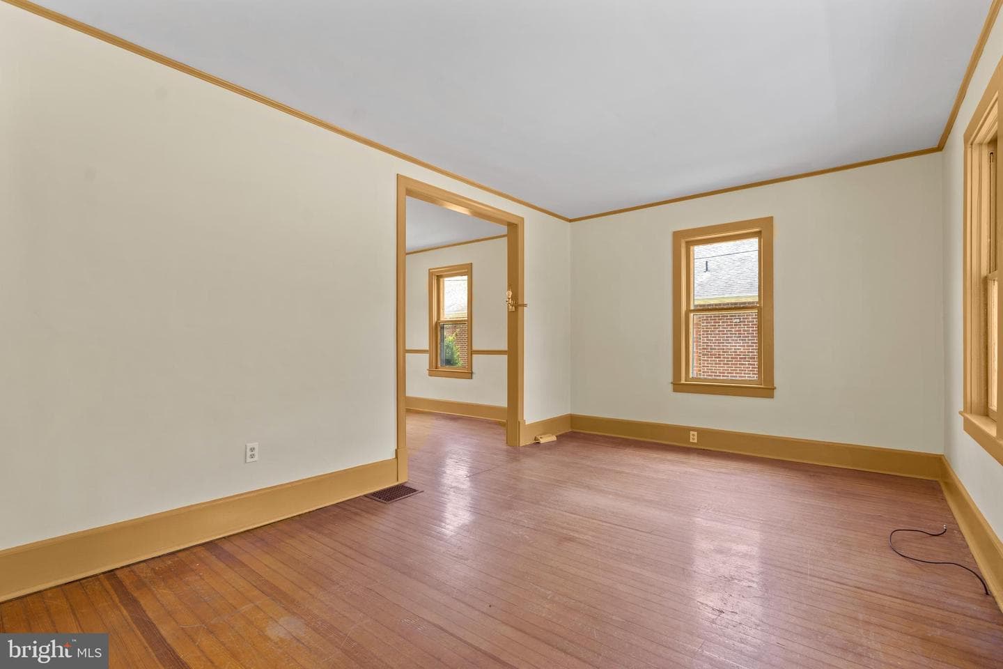 308 S Green Street photo 12