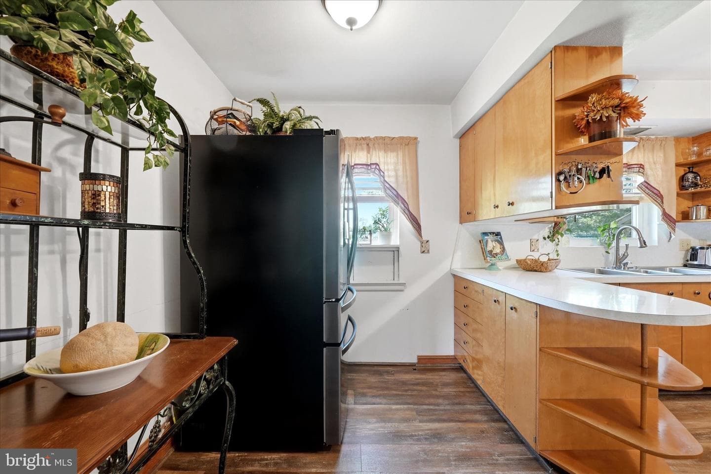 9581 Valley Road photo 14