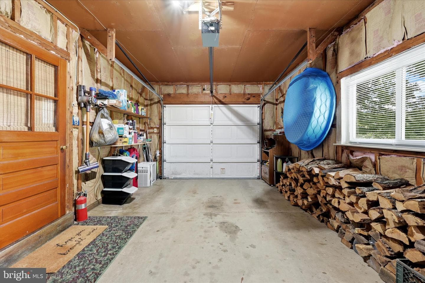 9581 Valley Road photo 18