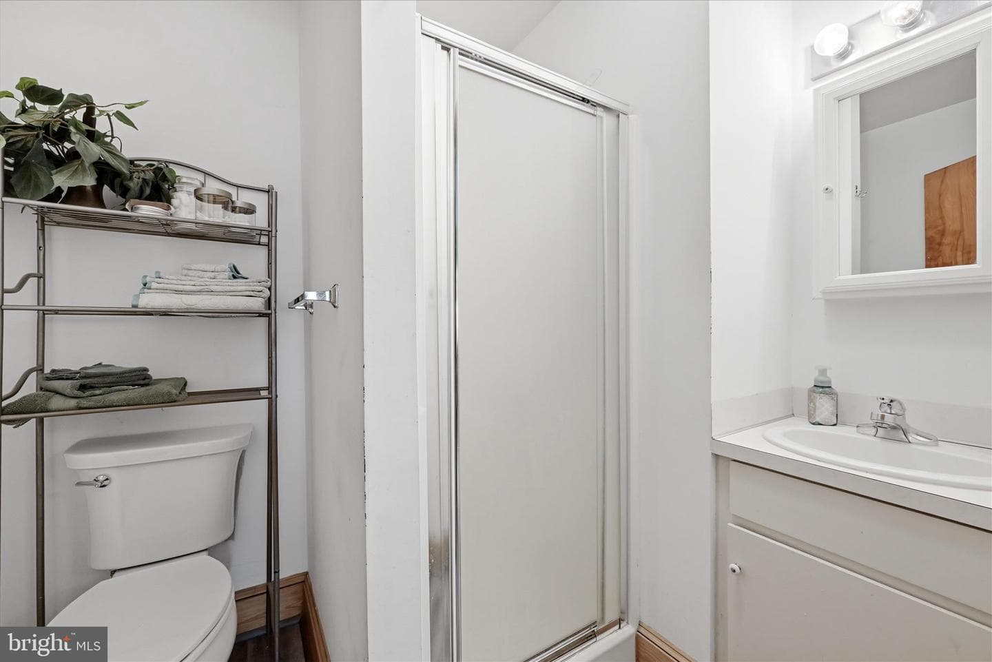 9581 Valley Road photo 25