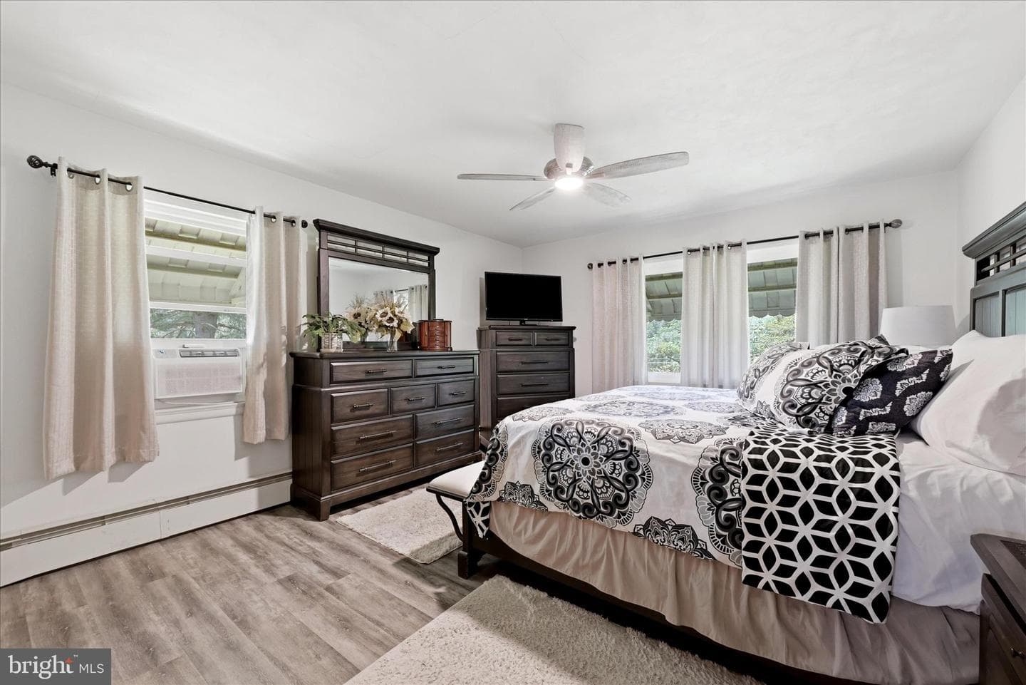 9581 Valley Road photo 26