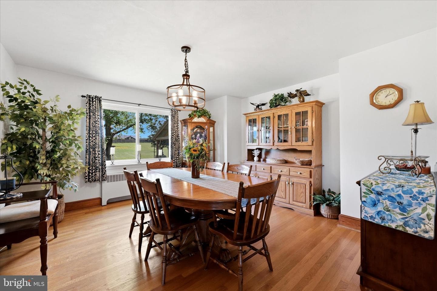 9581 Valley Road photo 9