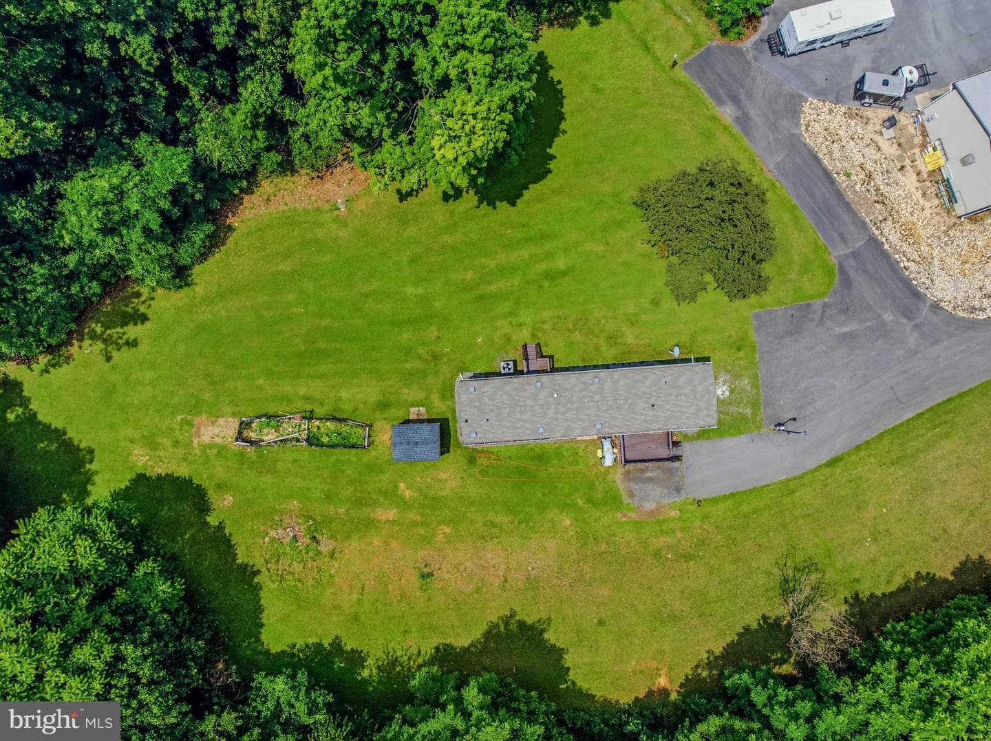 208 Barbeque Dr photo 12