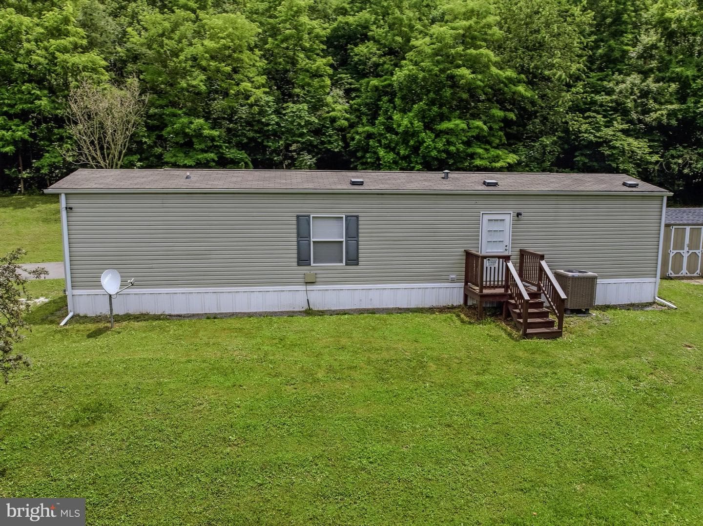 208 Barbeque Dr photo 17